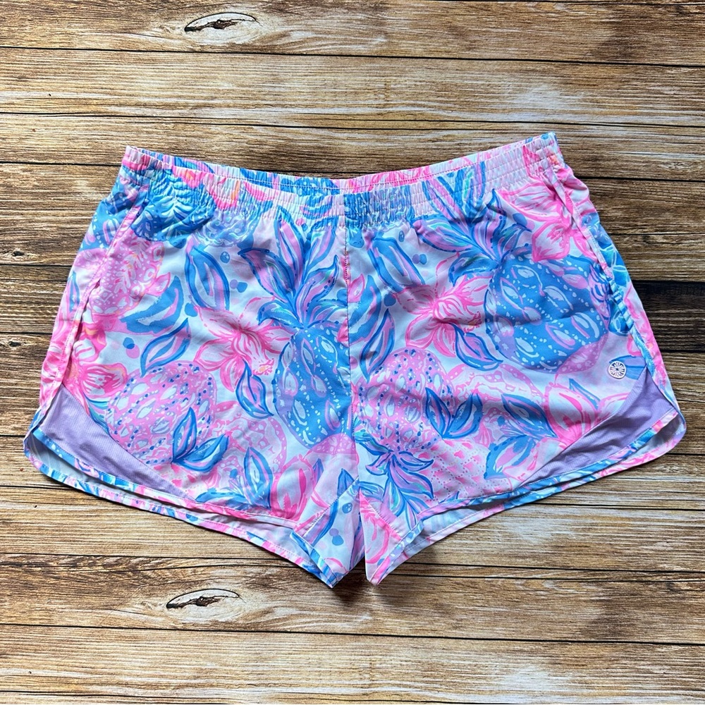 Lilly Pulitzer Athletic Shorts - SZ L